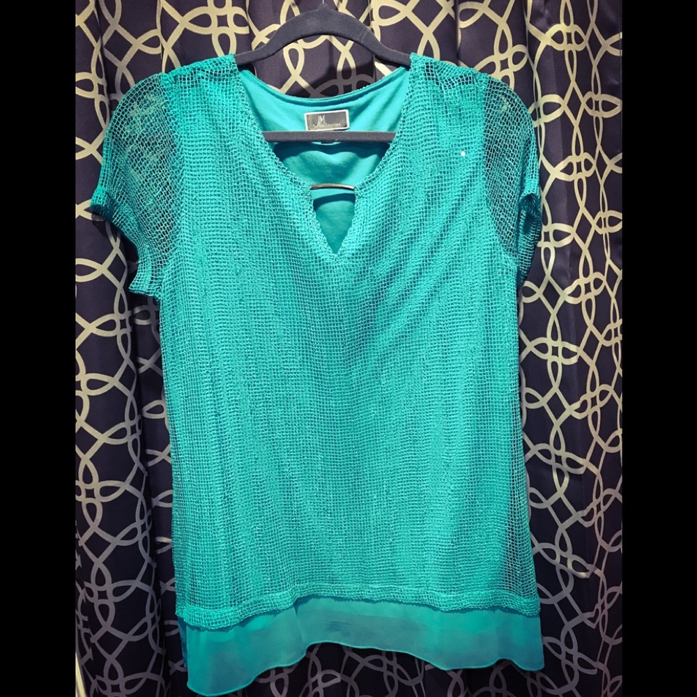 🌼4/$20🌼 Shimmery Mesh Layered Top